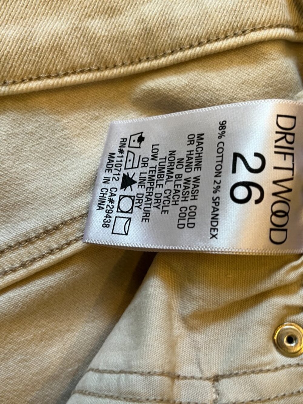 Driftwood Floral Embroidered Barrel Jeans - new with tag. Size 26 - Picture 6 of 9